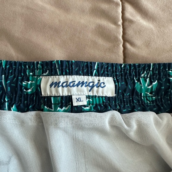 139 MaaMgic Men's Swim Trunks with Mesh Lining - Picture 6 of 7